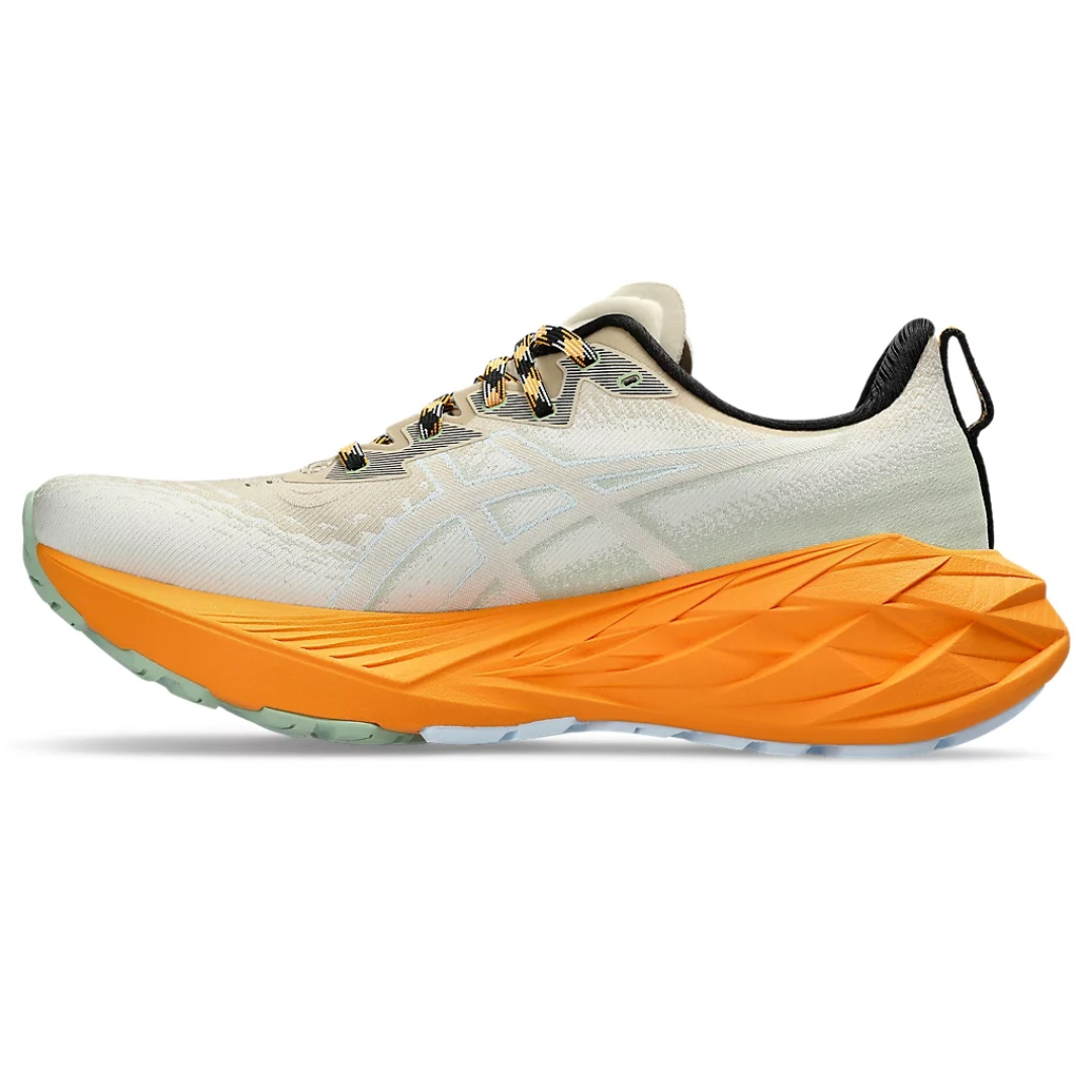 Tênis Asics Novablast 4