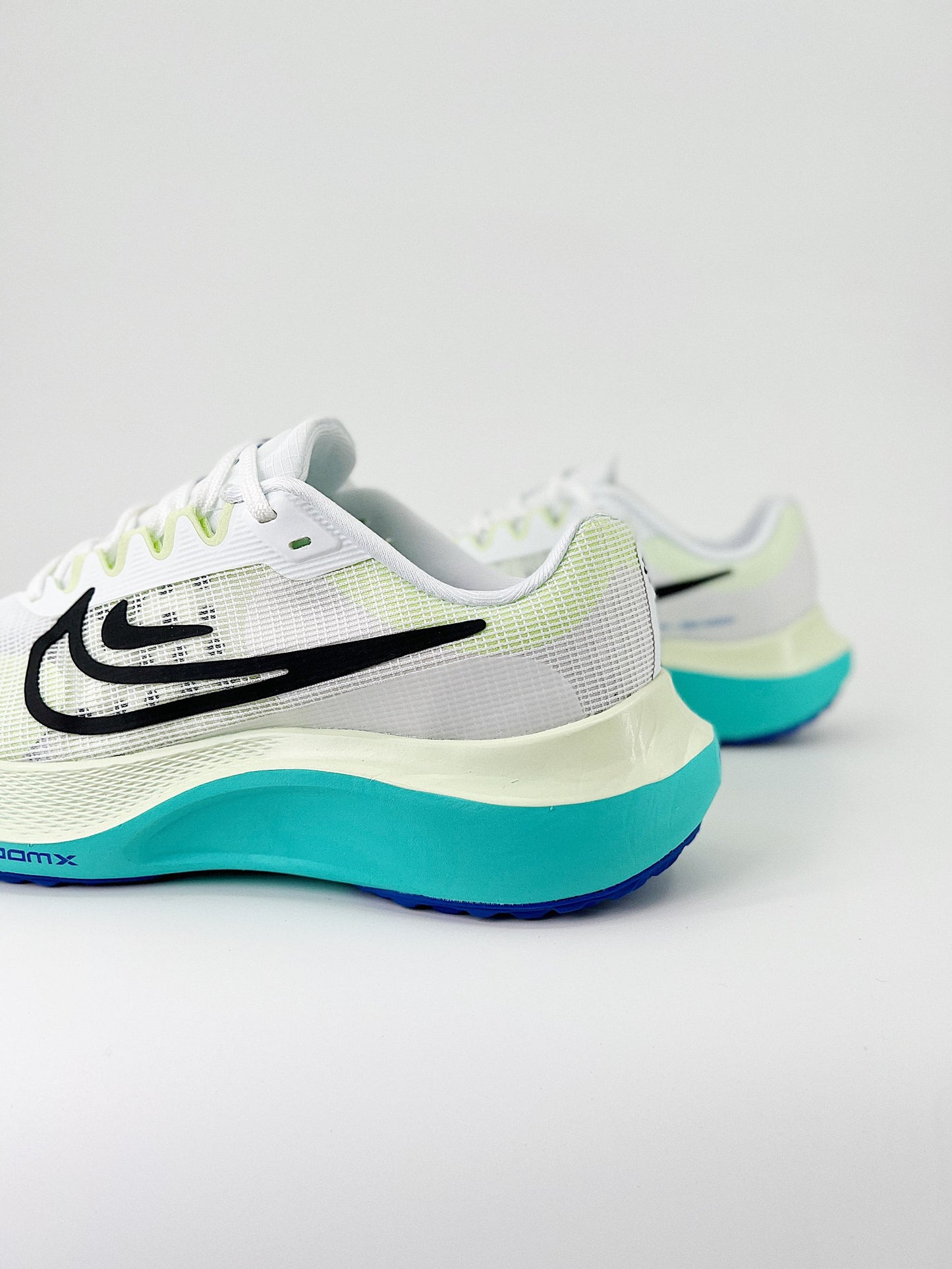 Tênis Nike Zoom Fly 5
