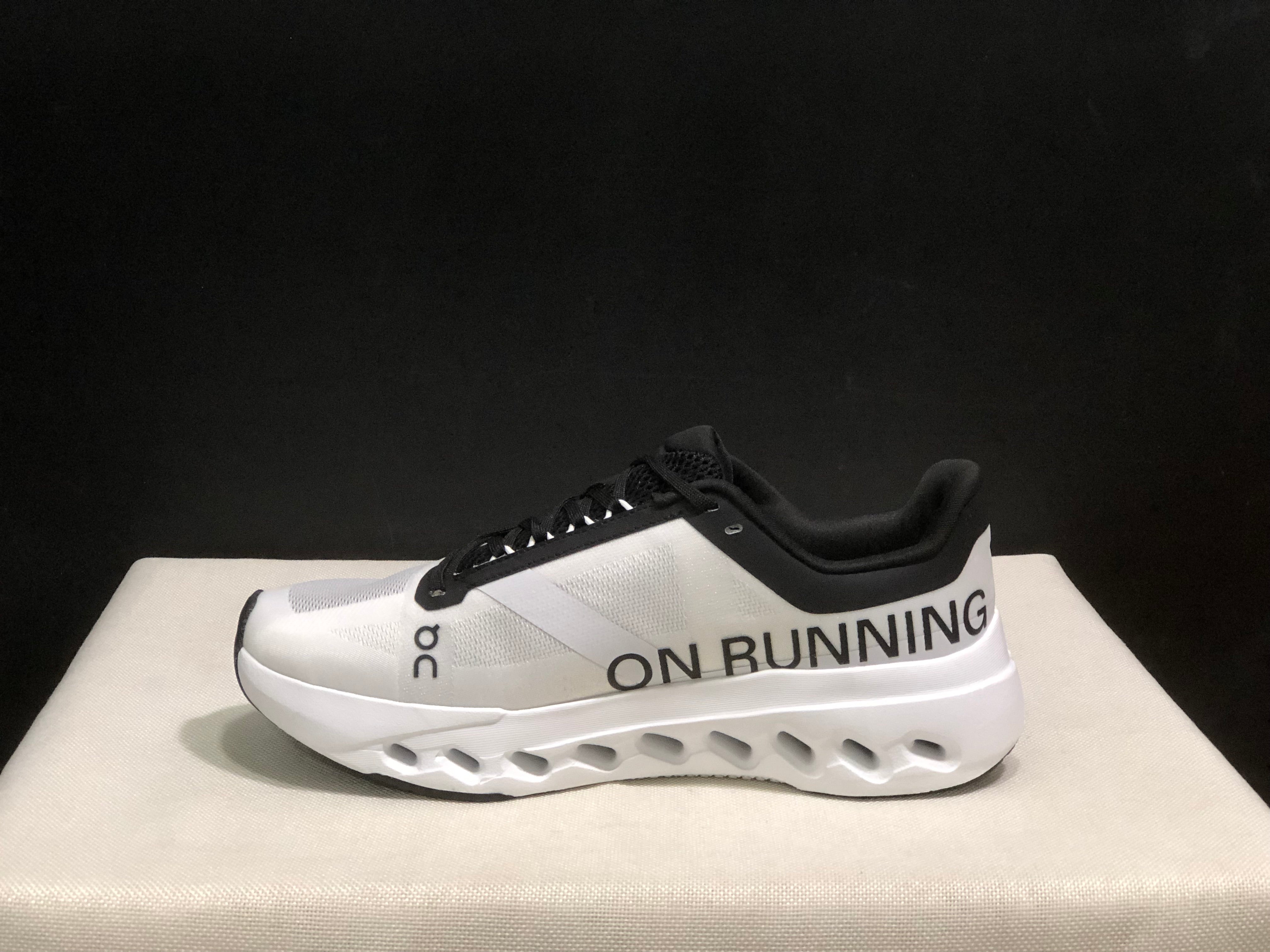 On Running Cloudsurfer Next White Black