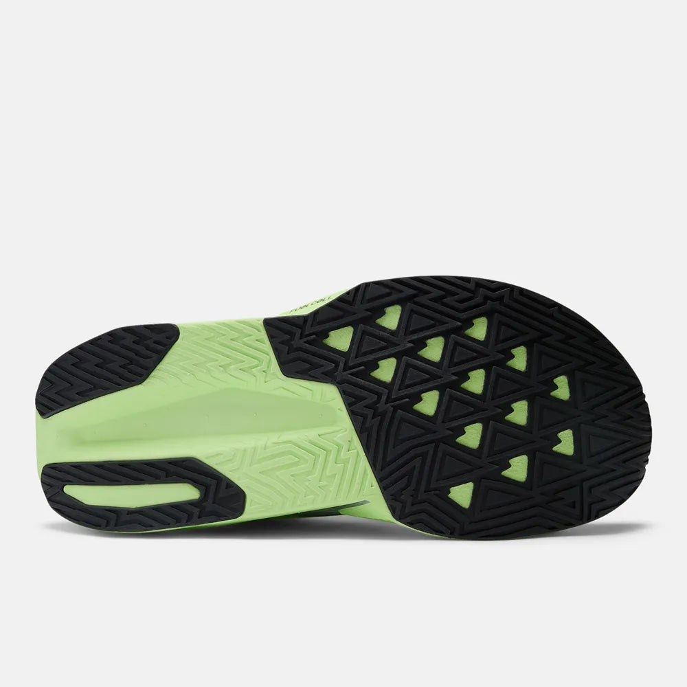 Tênis New Balance Fuelcell Rebel V5