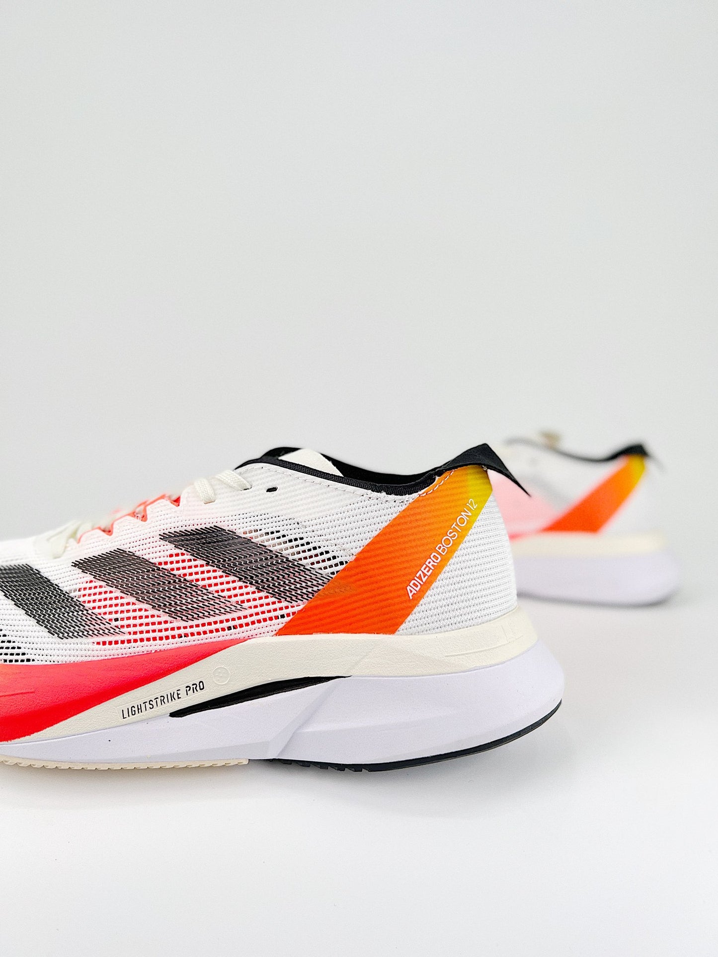 Tênis Adizero Boston 12