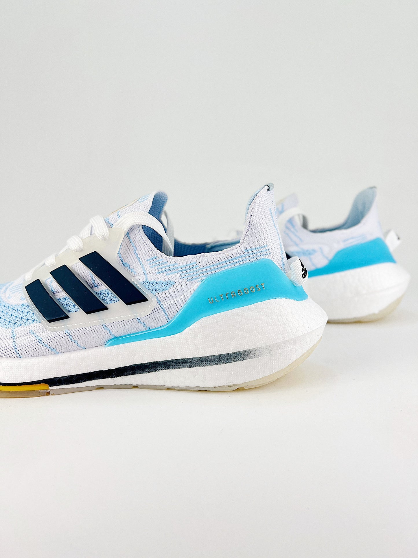 Tênis Adidas UltraBoost 21 Argentina Edição Especial