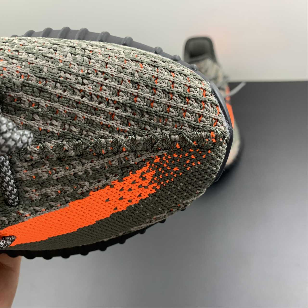Adidas Yeezy 350 V2 Carbon Beluga