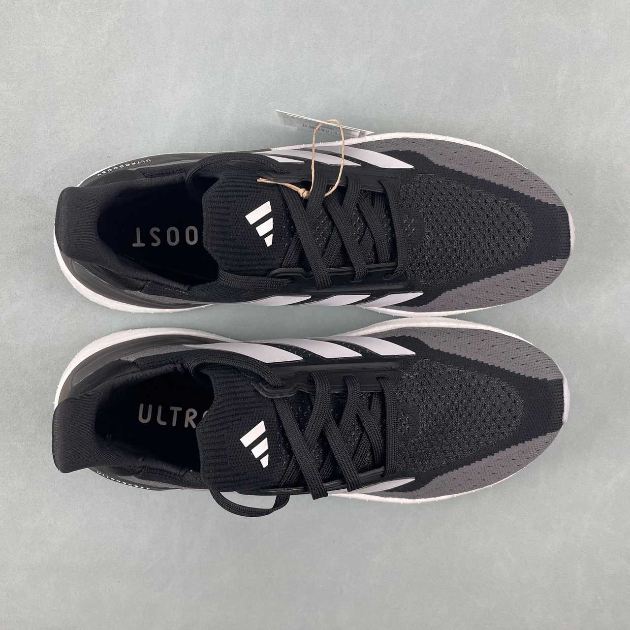 Tênis Adidas Ultraboost 5x