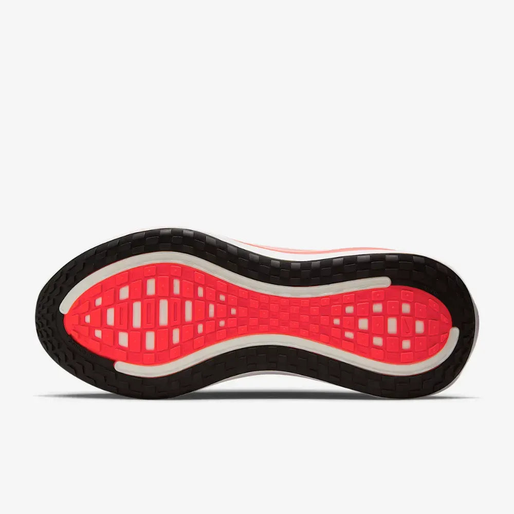 Tênis Nike Vomero Plus White Bright Crimson Metallic Silver Black