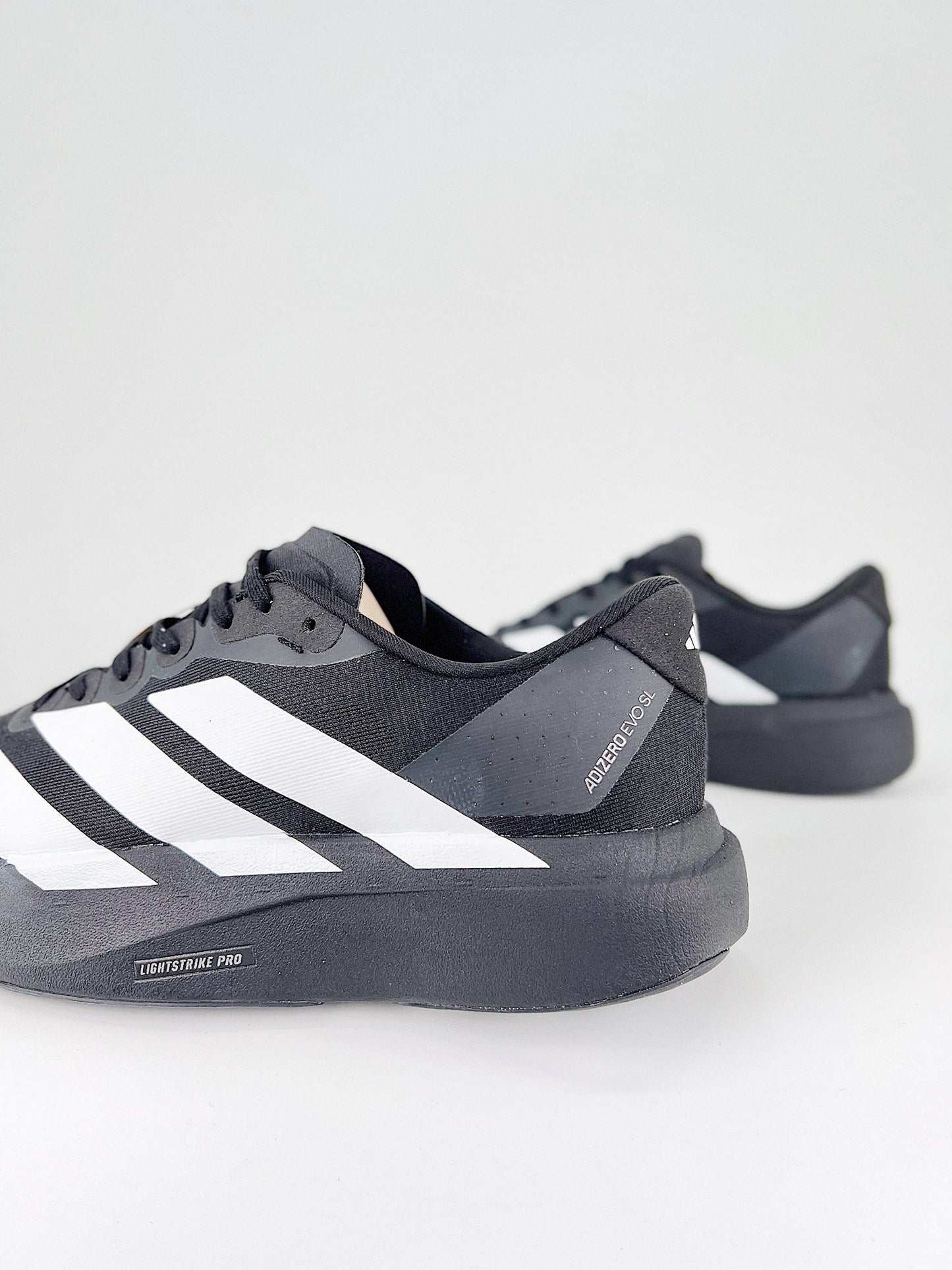 Tênis Adizero EVO SL