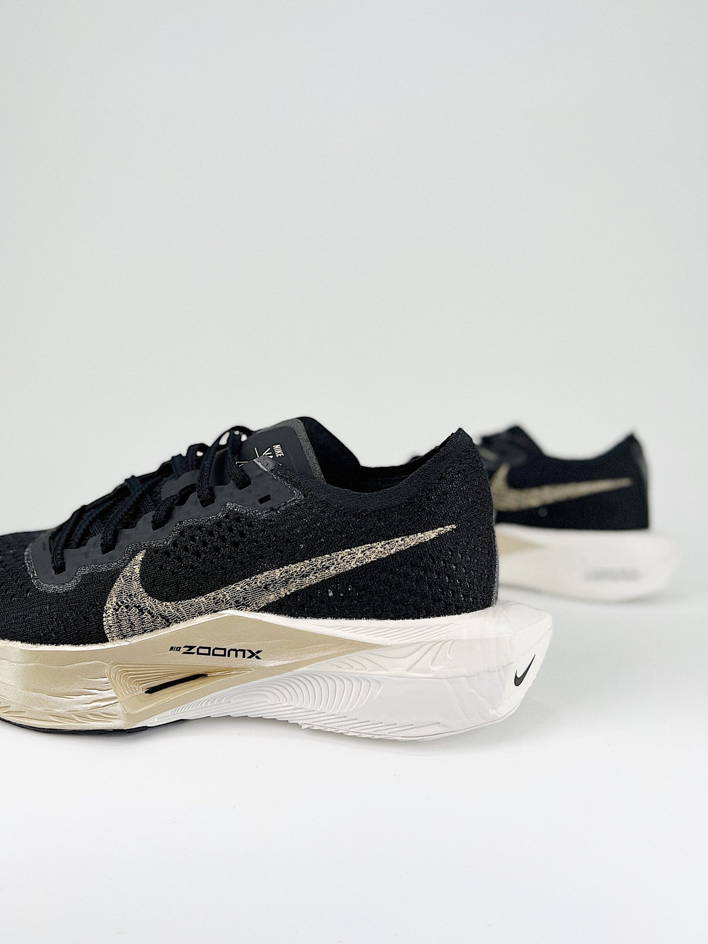 Tênis Nike Air Zoom X Vaporfly 3