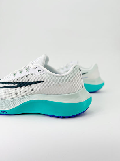 Tênis Nike Zoom Fly 5