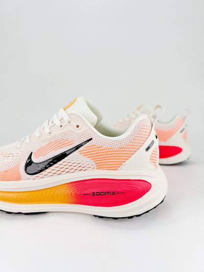 Tênis Nike Vomero 18