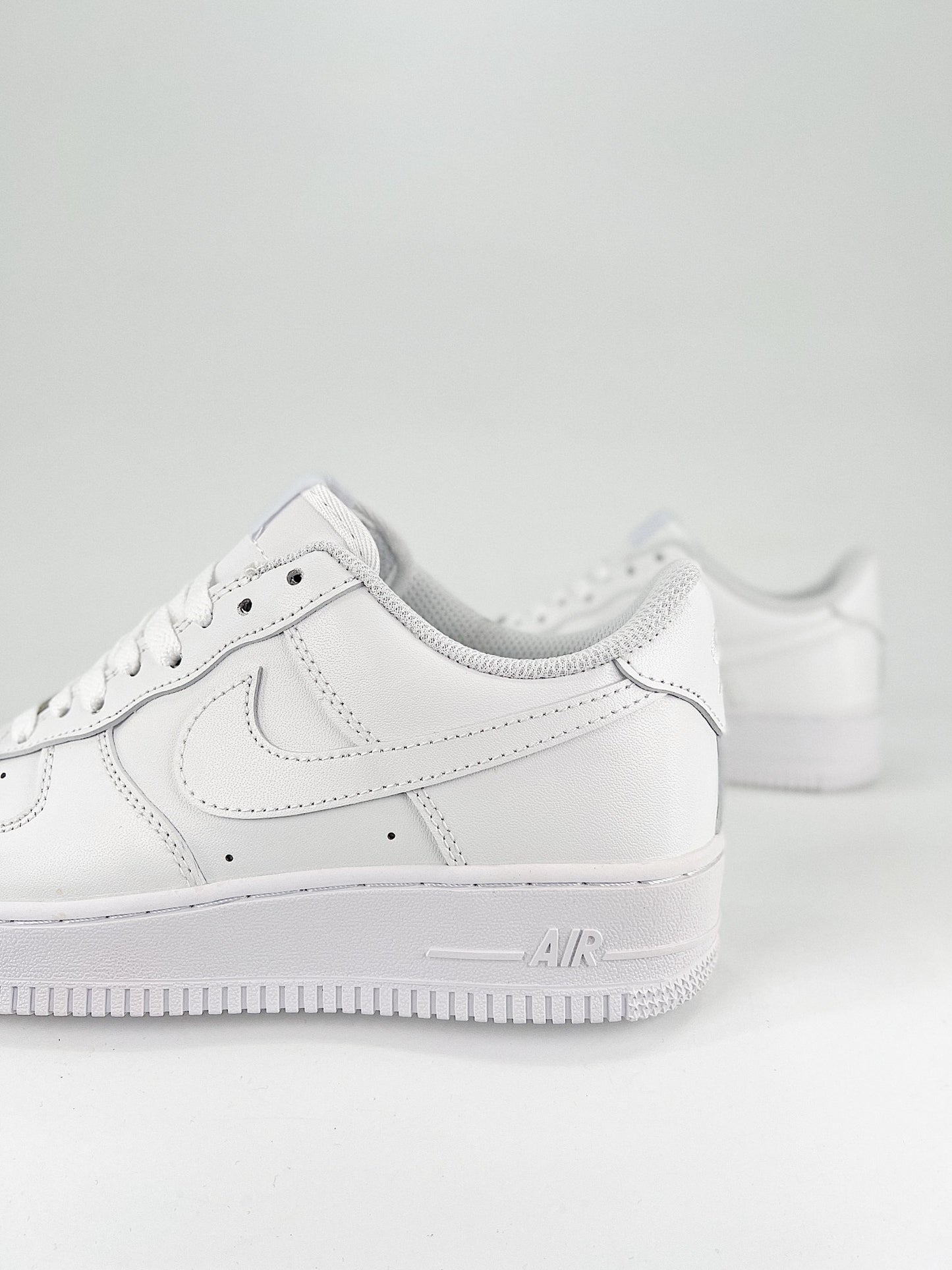 Nike Air Force 1  White