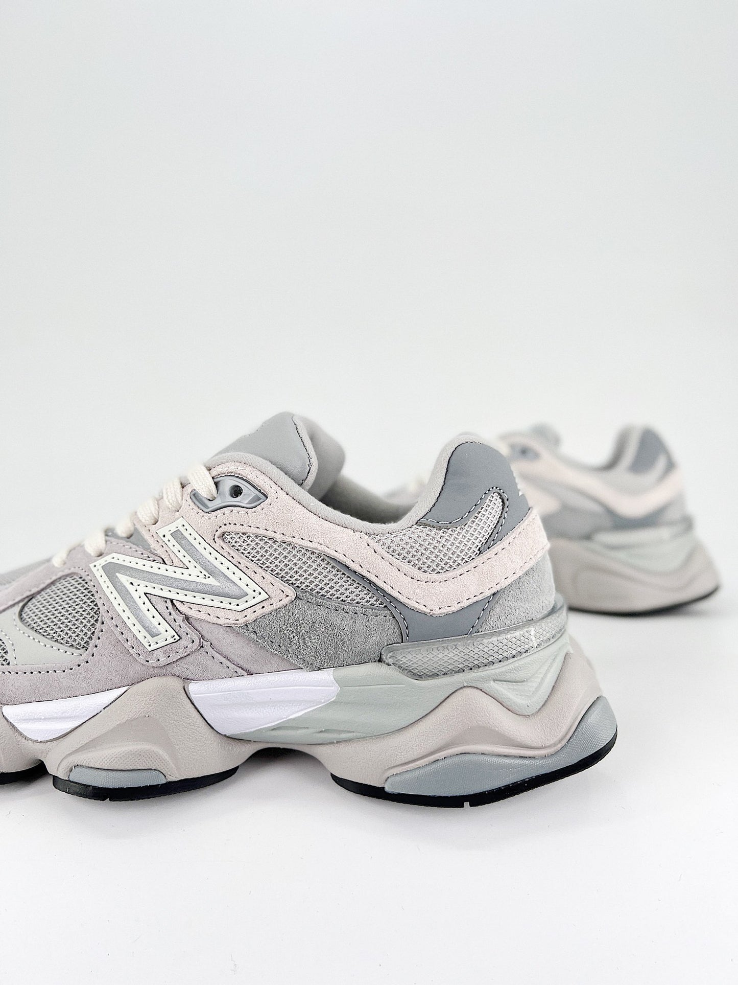 New Balance 9060 Concrete