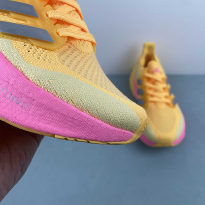 Tênis Adidas Ultraboost 5