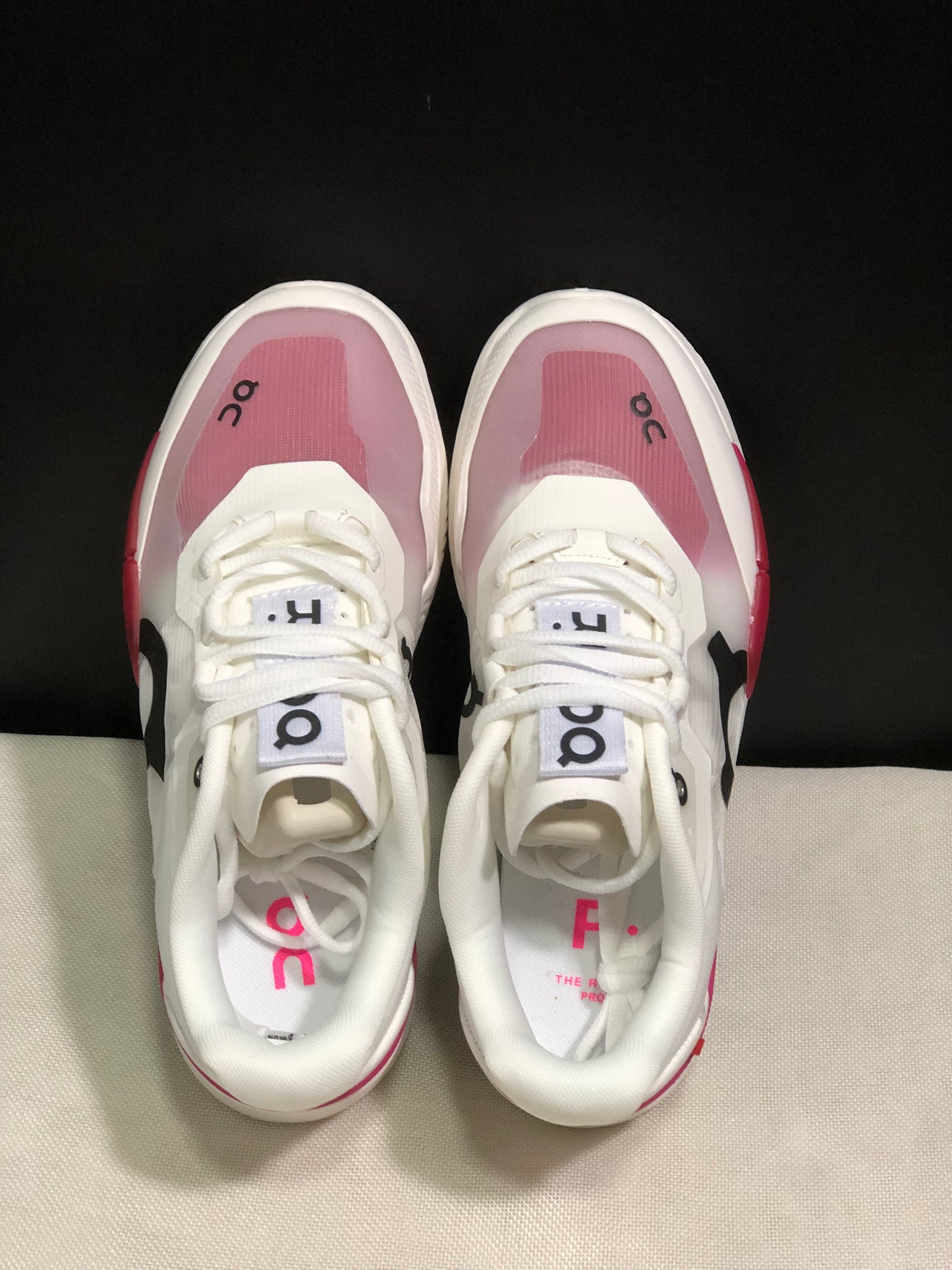 Tênis On The Roger Pro 2