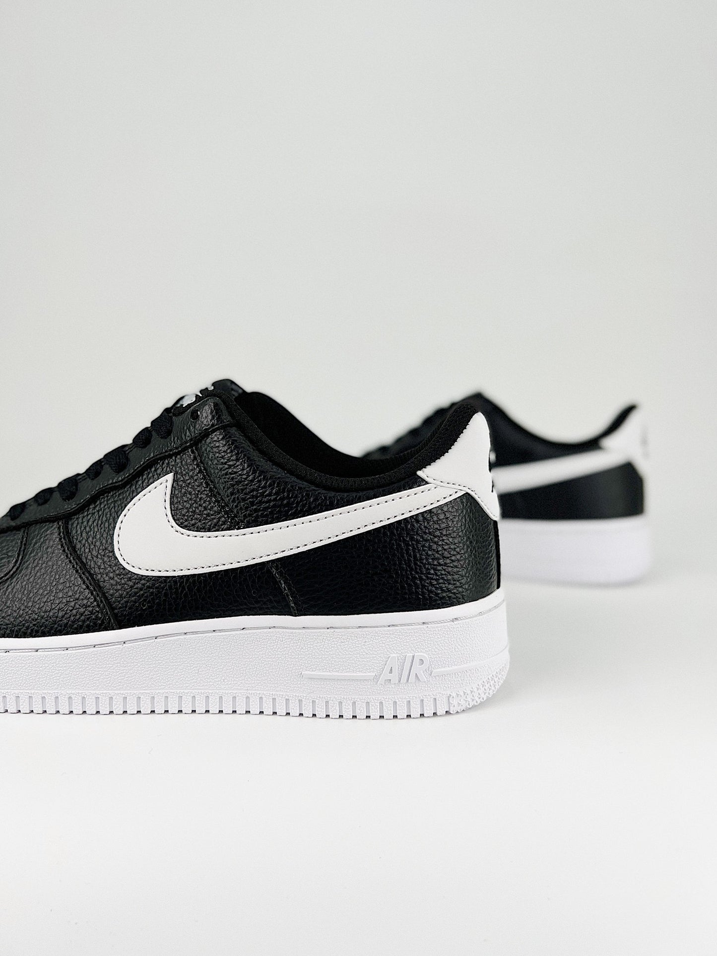 Nike Air Force 1 Low Black White