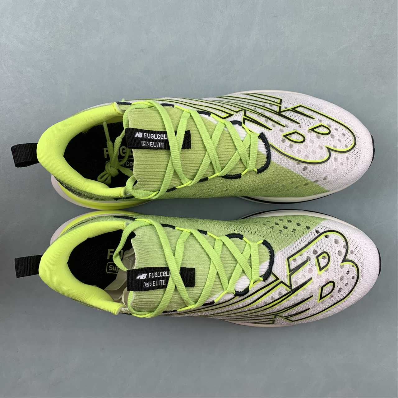 Tênis New Balance Fuelcell Supercomp Elite V3
