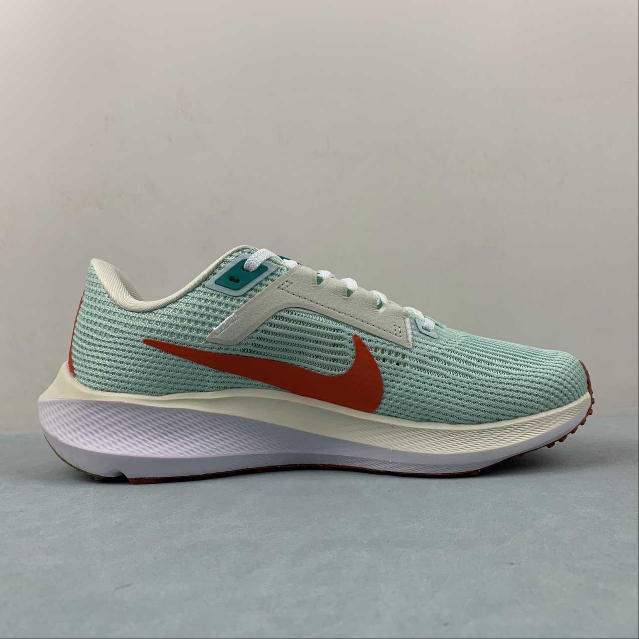 Tênis Nike Pegasus 40