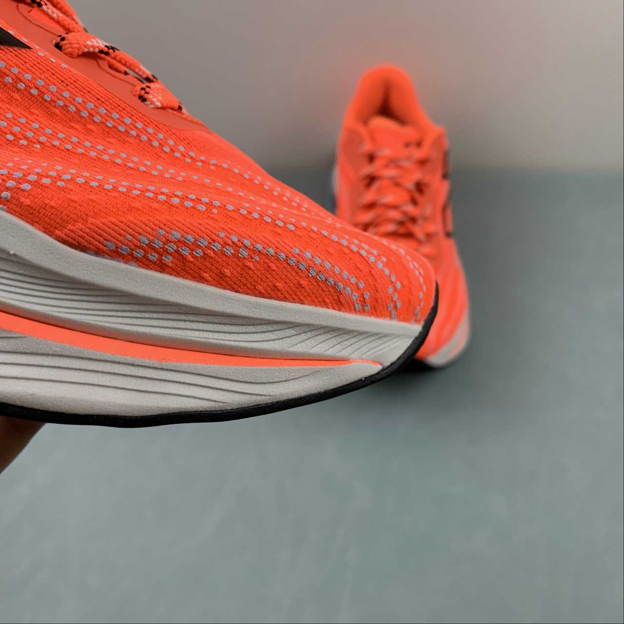 Tênis New Balance Fuelcell Supercomp Trainer V2