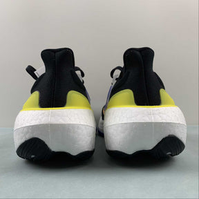 Tênis Adidas UltraBoost Light 23