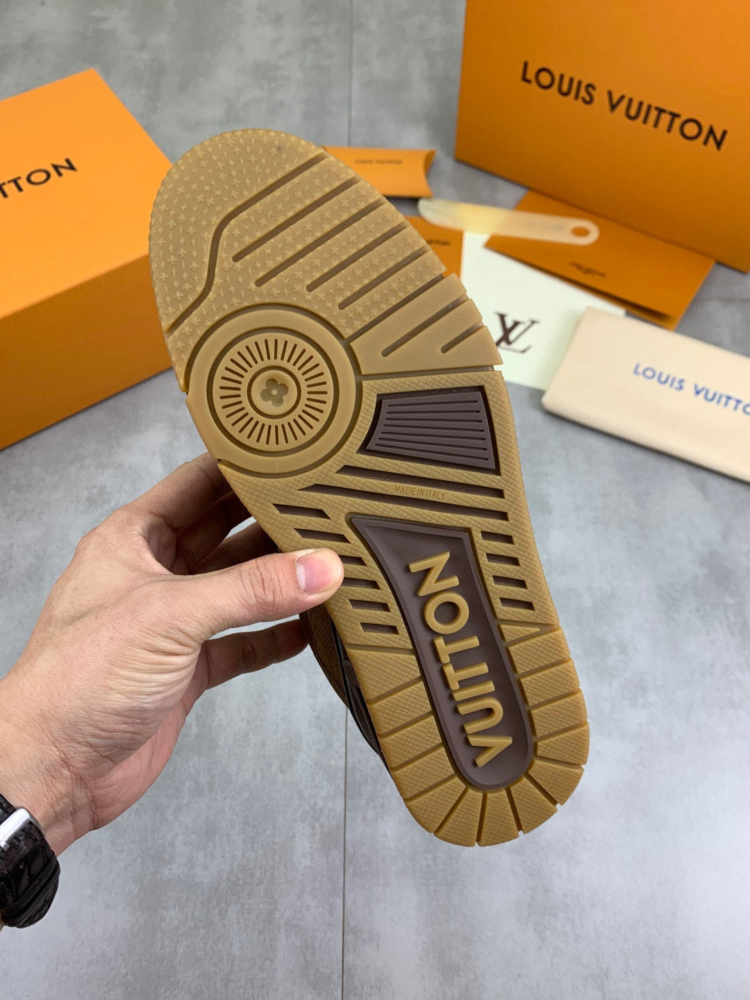 Tênis LV Trainer