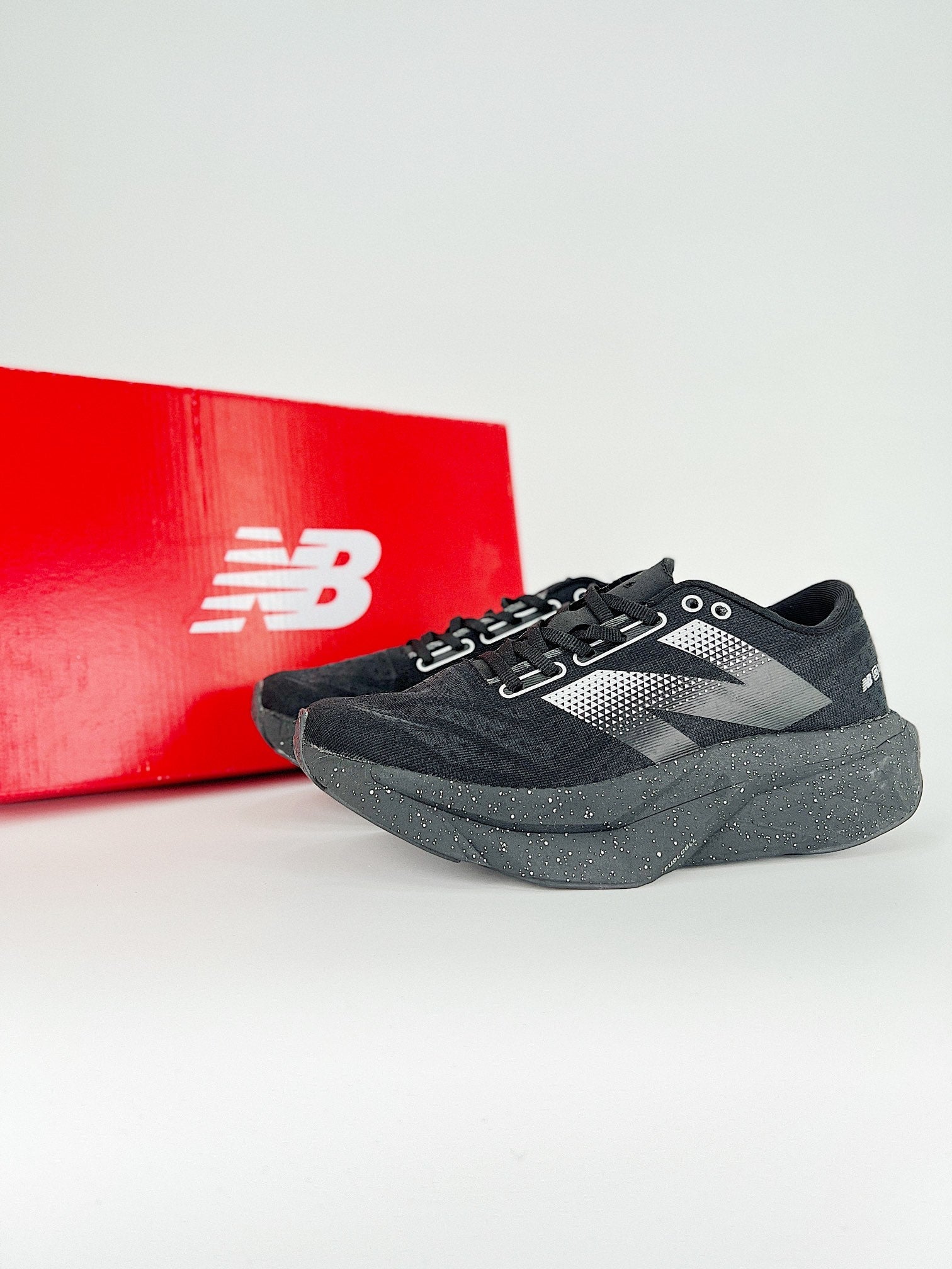 Tênis New Balance Fuelcell Supercomp Elite V4 – VK Sneakers