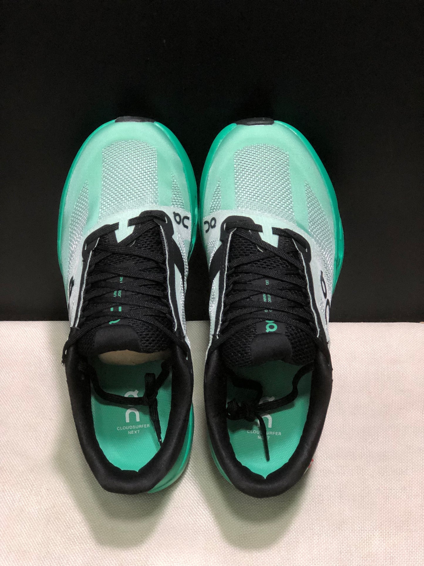 Tênis On Running Cloudsurfer Next