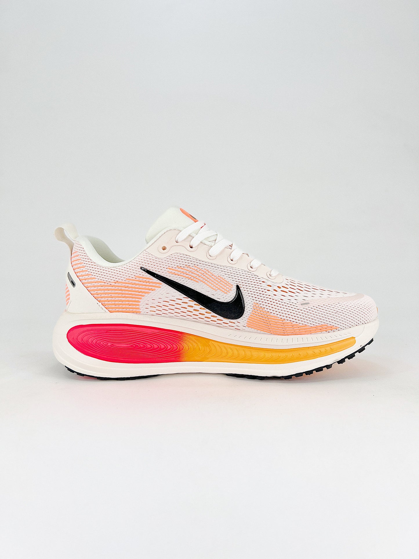 Tênis Nike Vomero 18