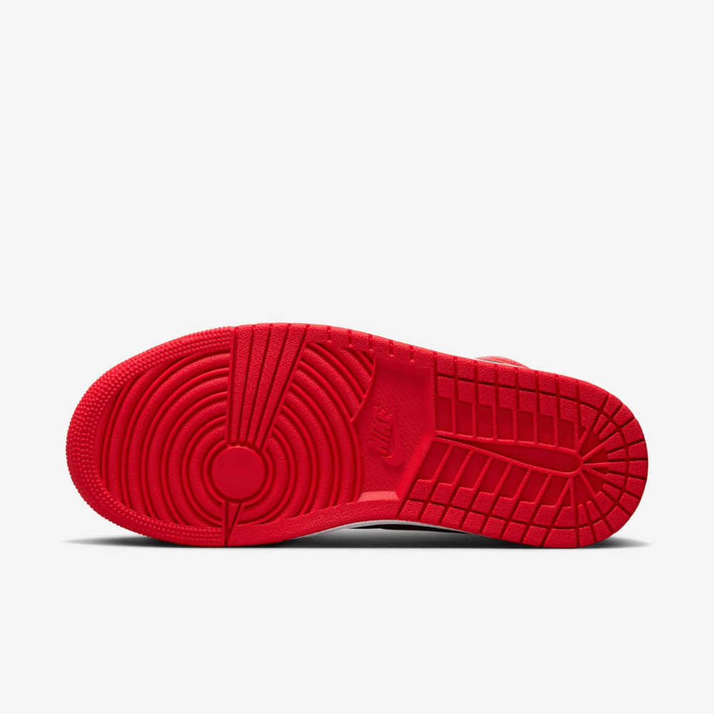 Air Jordan 1 High OG Satin Bred