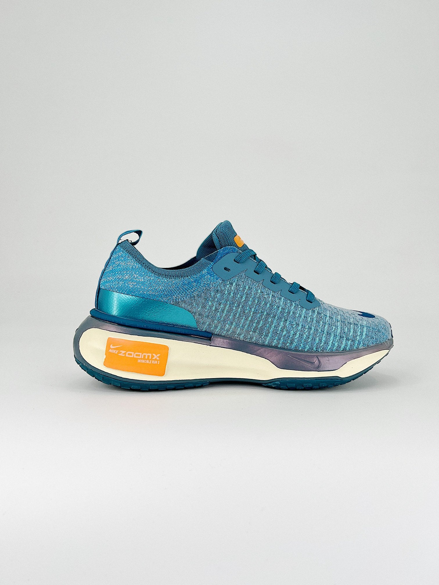 Tênis Nike Invincible 3
