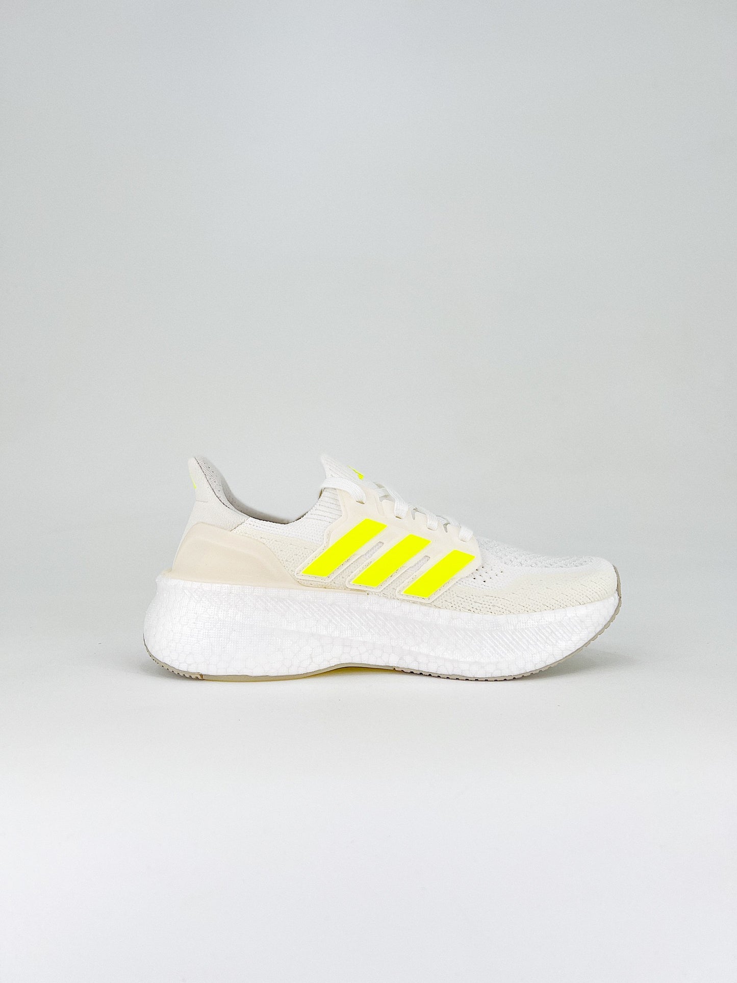 Tênis Adidas Ultraboost 5