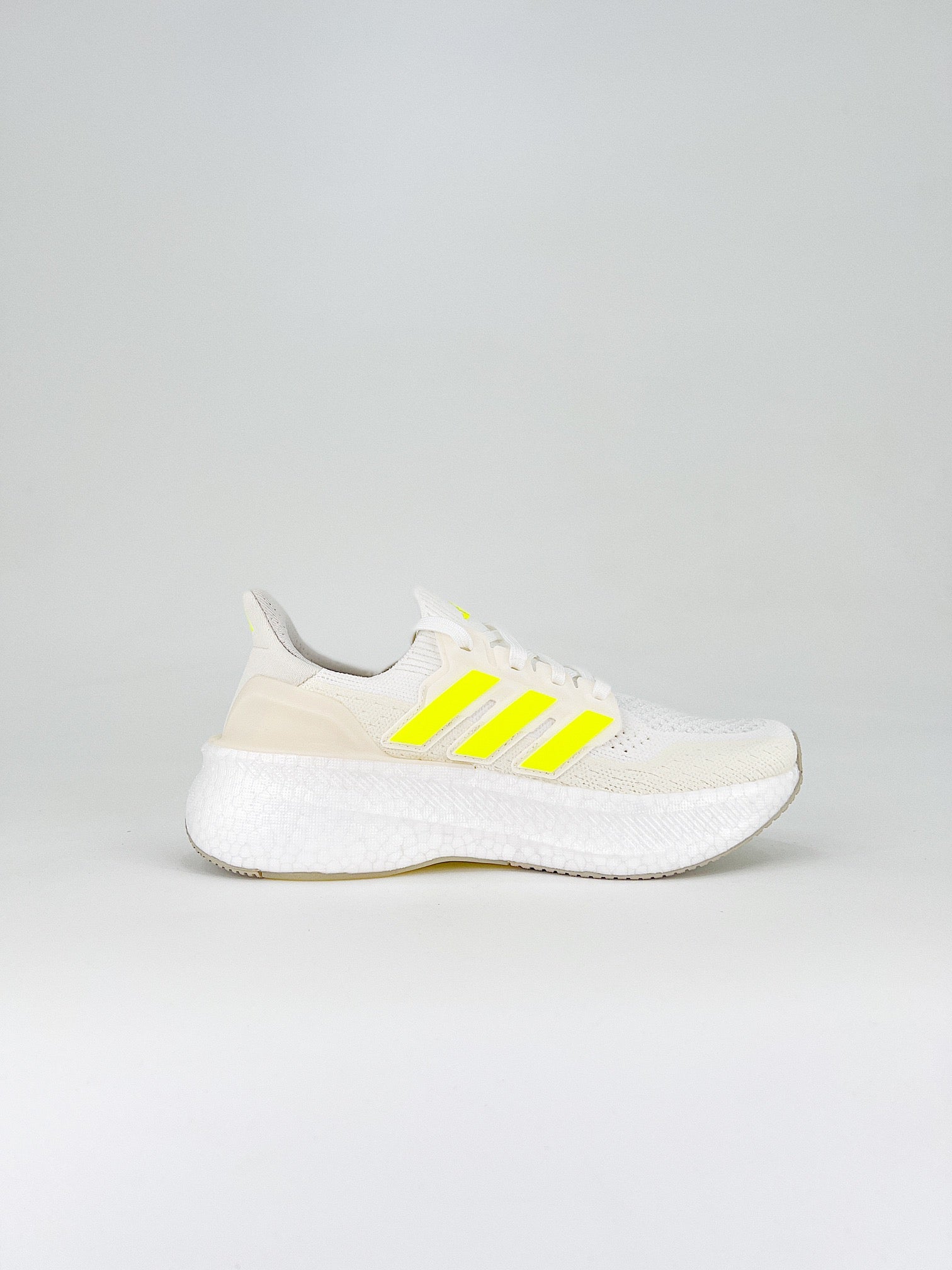 Tênis Adidas Ultraboost 5
