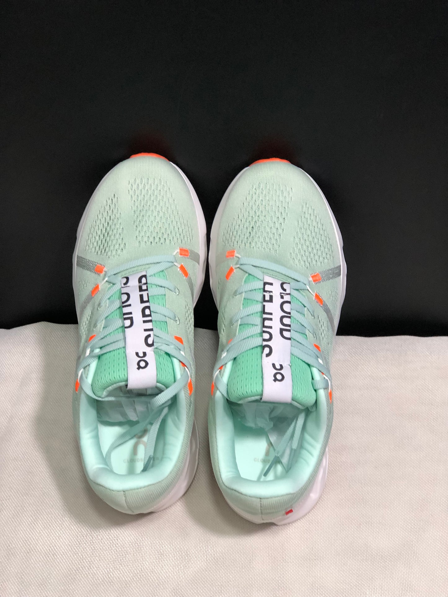 Tênis On Running Cloudsurfer