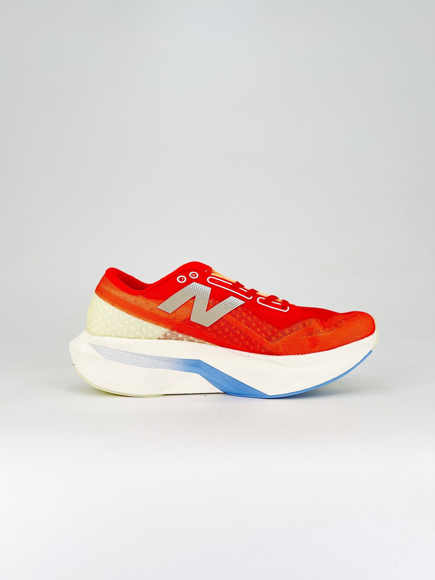 Tênis New Balance Fuelcell Supercomp Elite V4