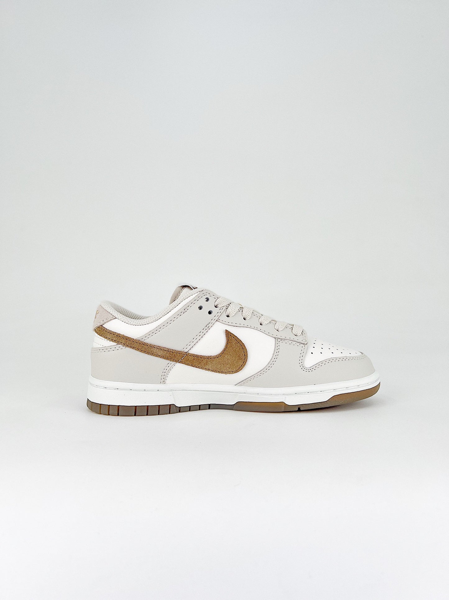 Nike Dunk Low SE Phantom Khaki