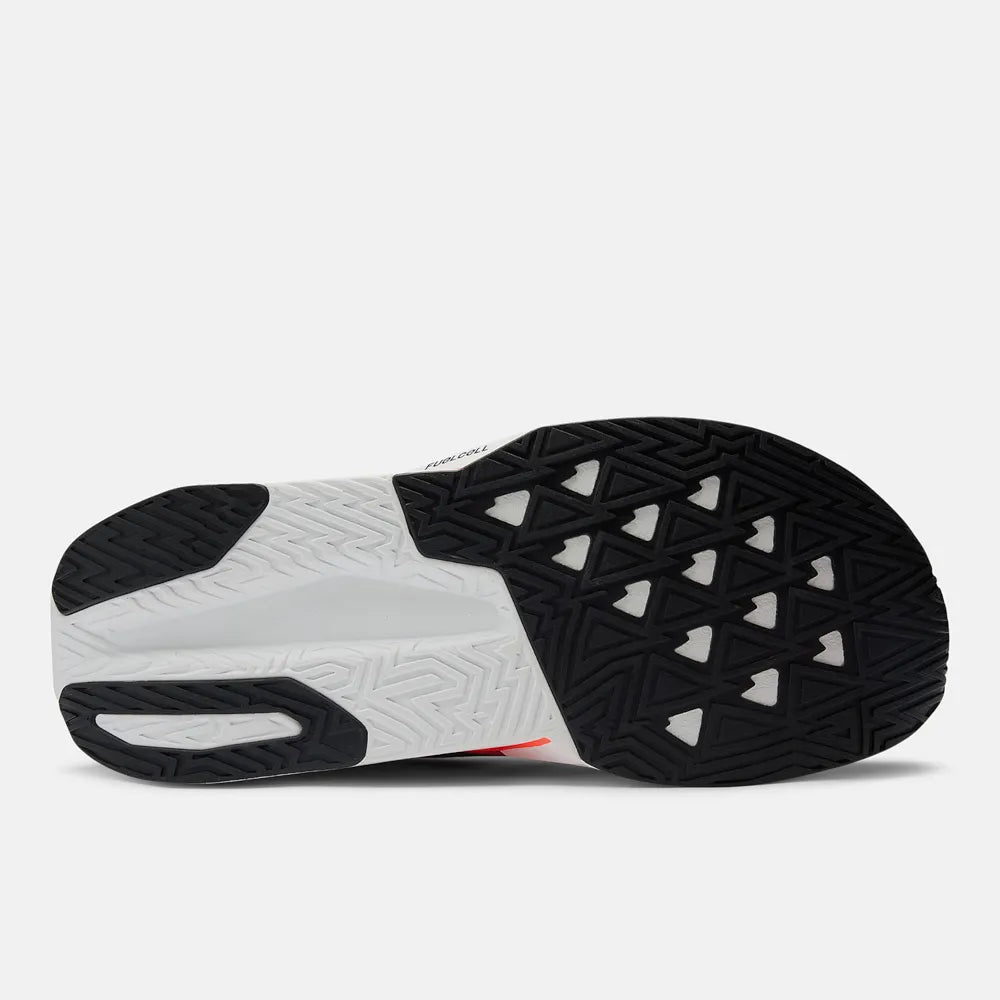 Tênis New Balance Fuelcell Rebel V5