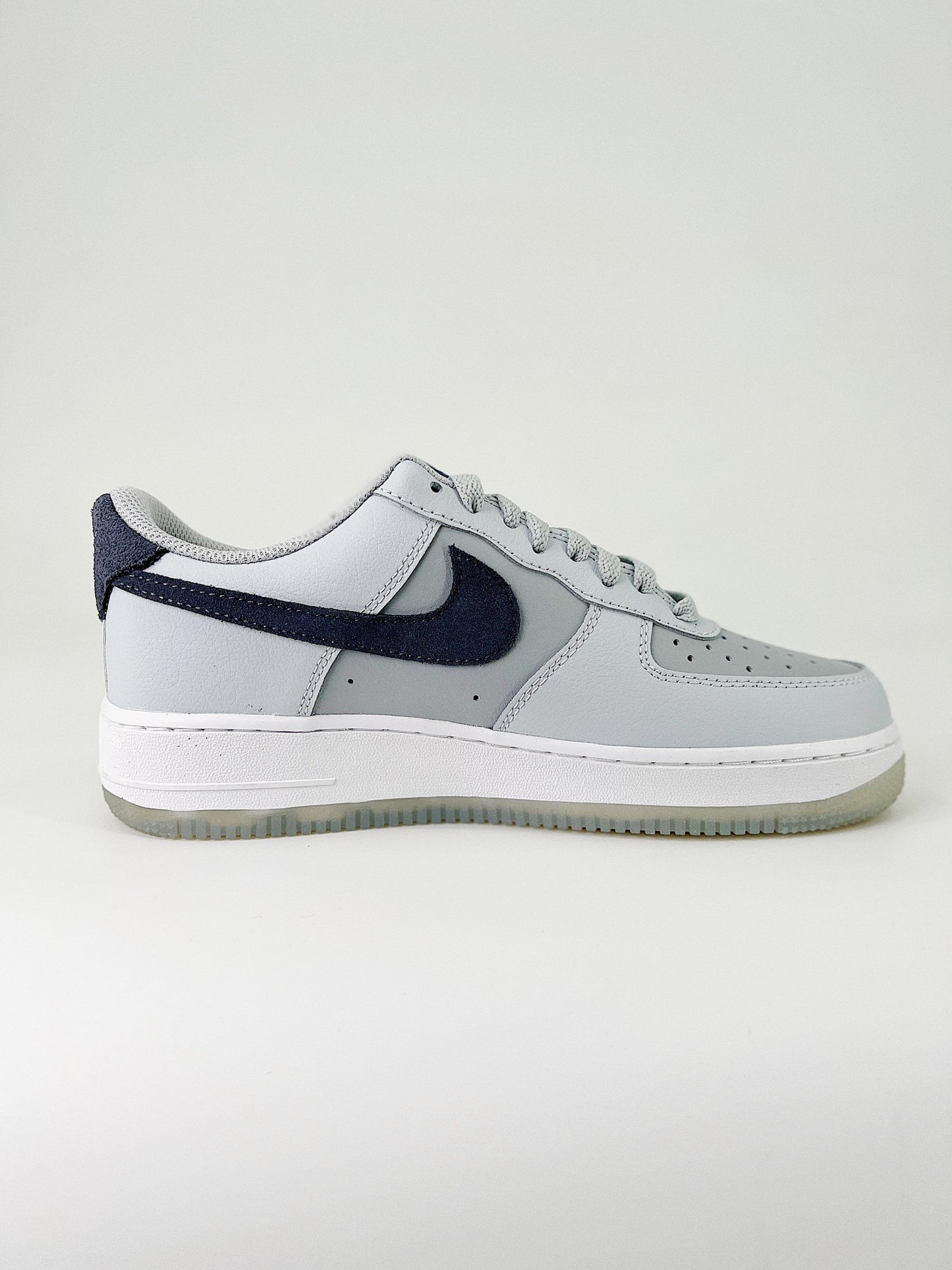 Nike Air Force 1 Low Pure Platinum Light Carbon