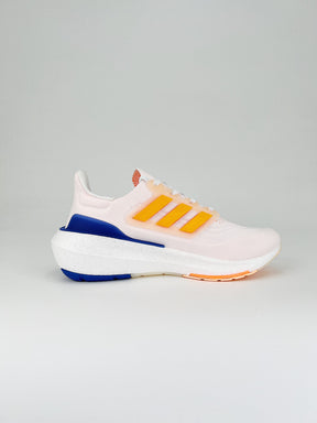 Tênis Adidas UltraBoost Light 23