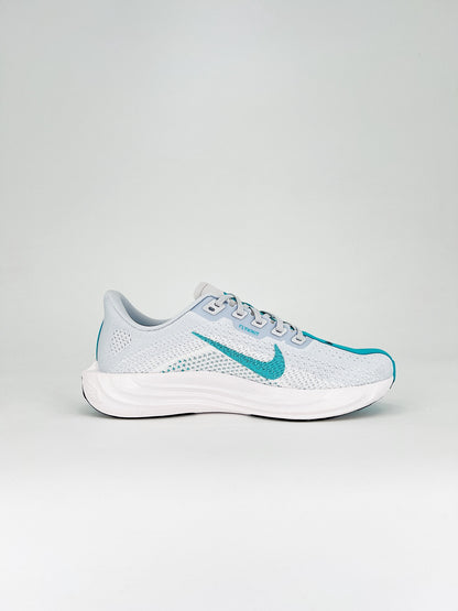 Tênis Nike Pegasus Plus