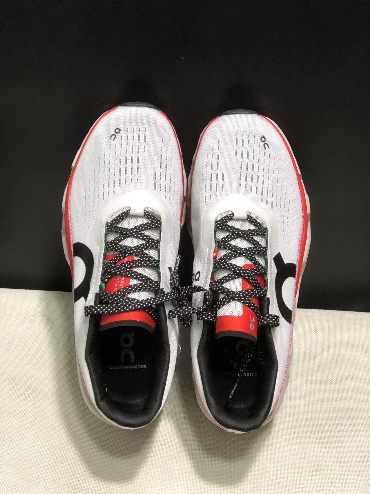 Tênis On Running Cloudmonster 2