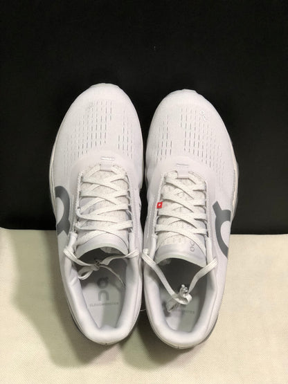 Tênis On Running Cloudmonster 2