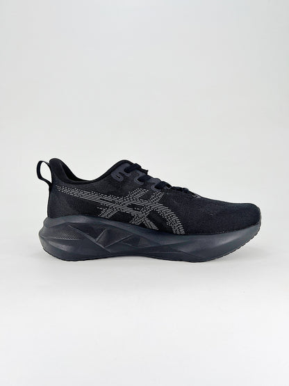 Tênis Asics Novablast 5