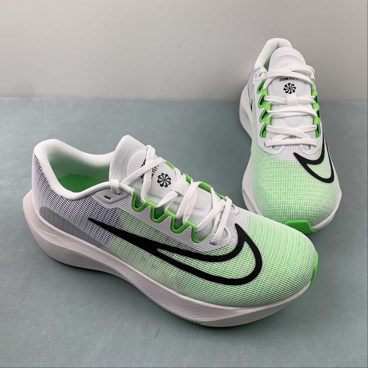 Tênis Nike Zoom Fly 5