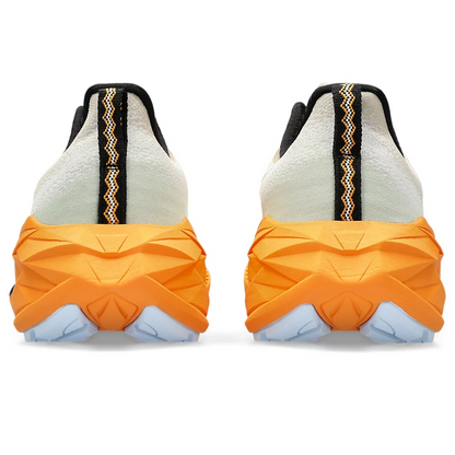 Tênis Asics Novablast 4