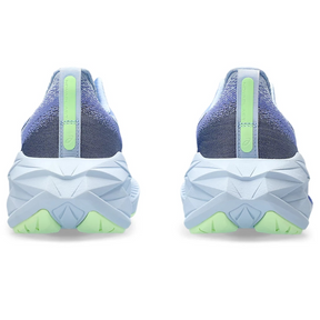 Tênis Asics Novablast 4