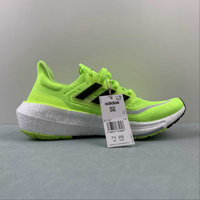 Tênis Adidas UltraBoost Light 23