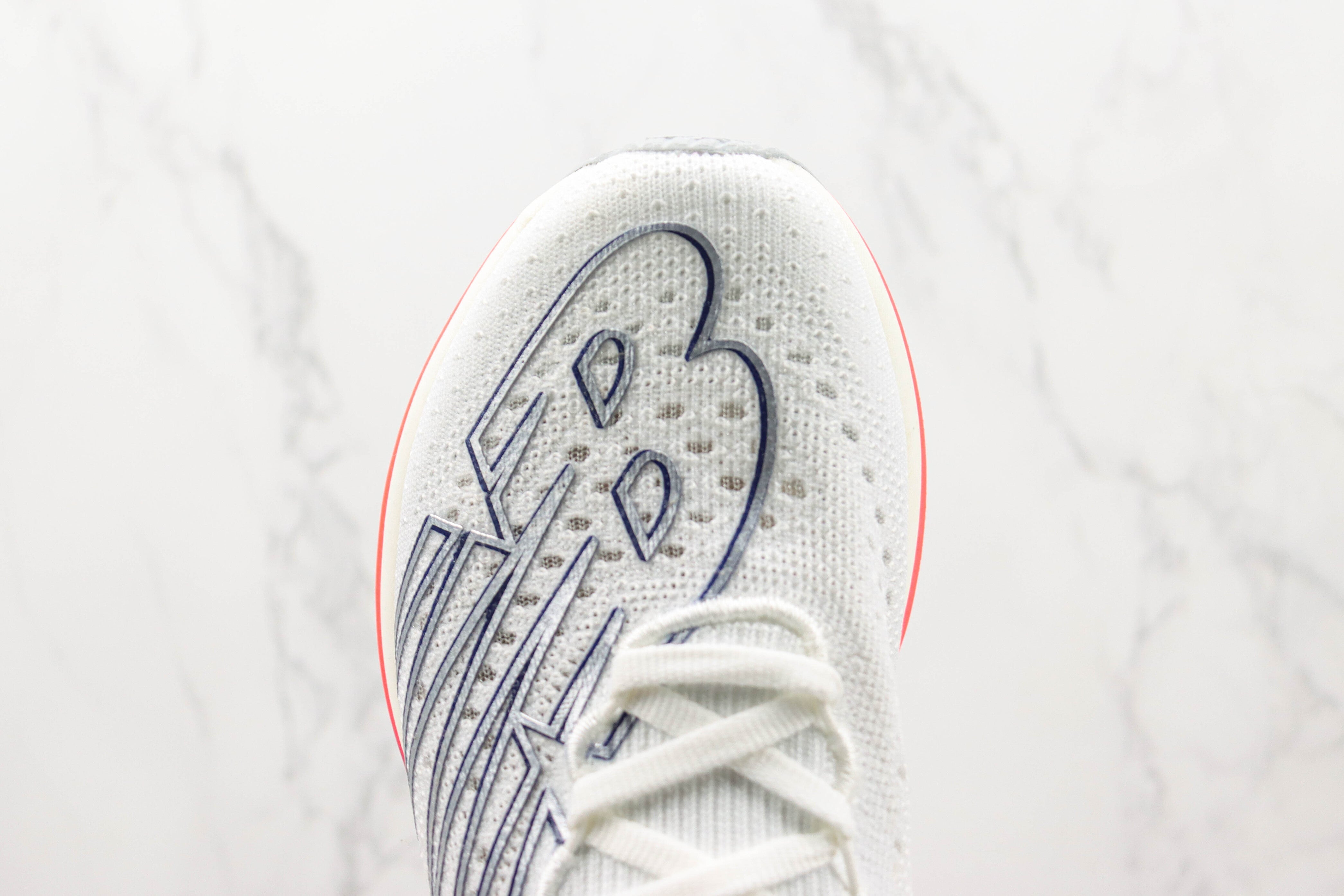 Tênis New Balance Fuelcell Supercomp Elite V3