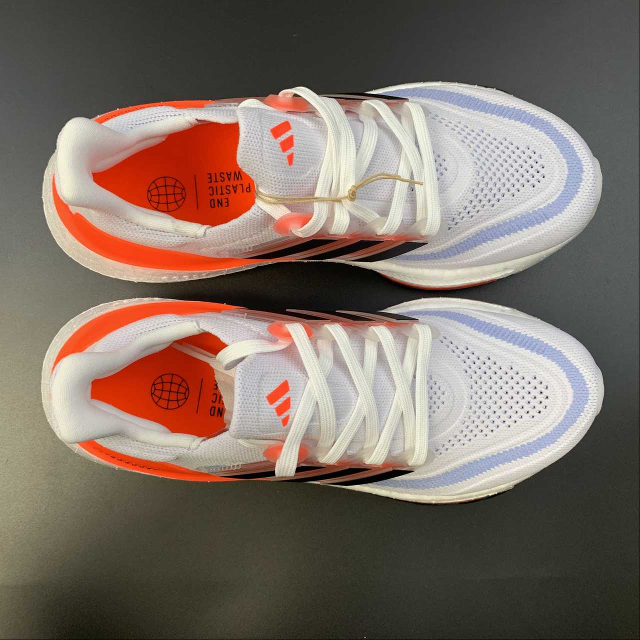 Tênis Adidas UltraBoost Light 23