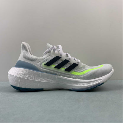 Tênis Adidas UltraBoost Light 23