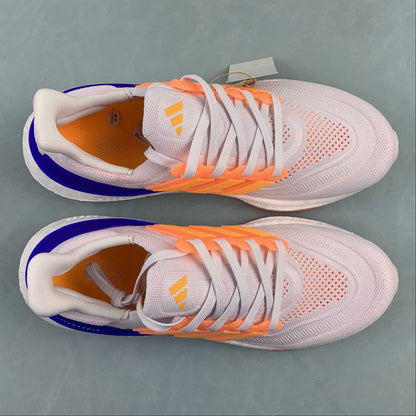 Tênis Adidas UltraBoost Light 23