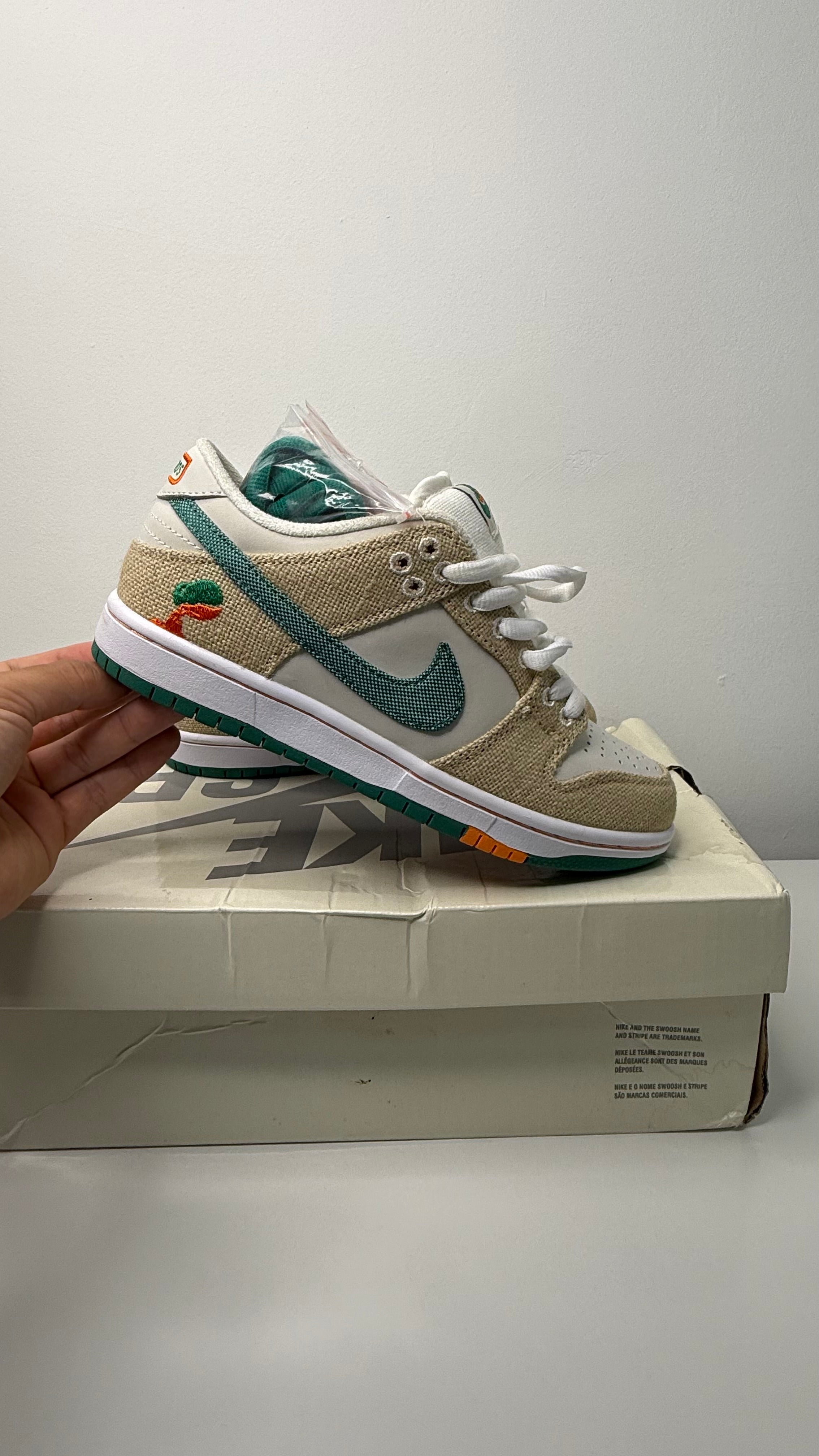 Nike SB Dunk Low x Jarritos - PRONTA ENTREGA