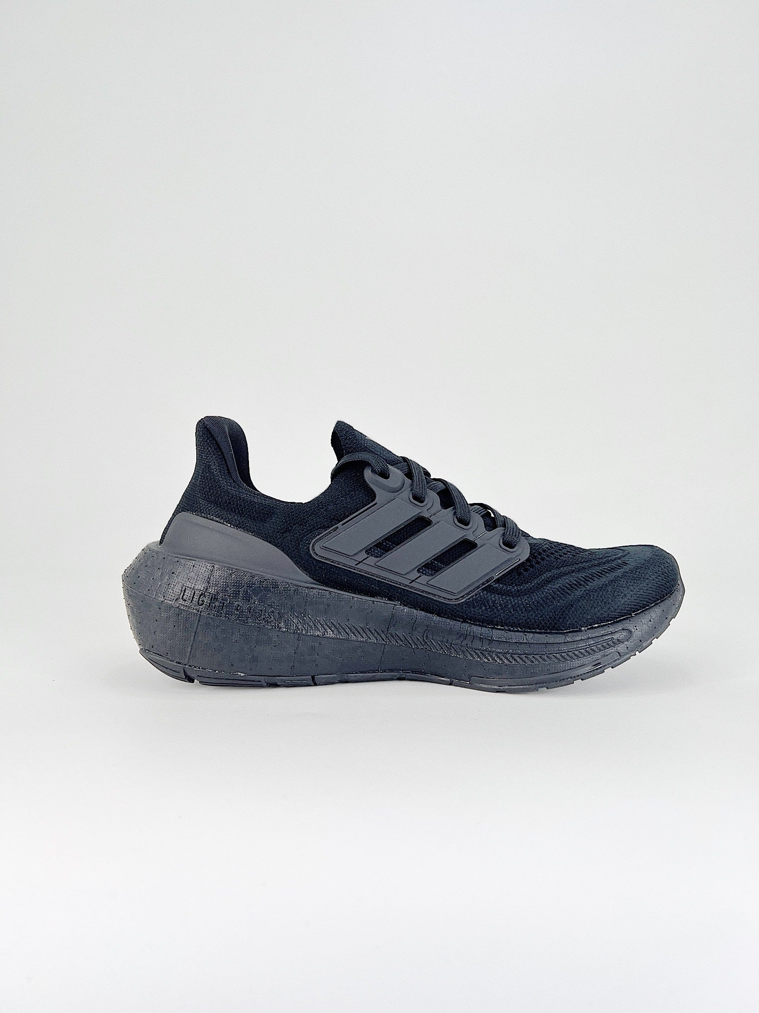 Tênis Y-3 Ultraboost Light 23